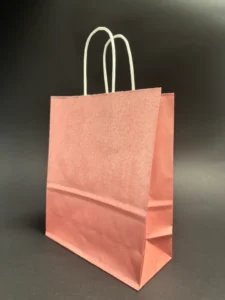 Papirna kesa sa uvrnutom drškom 18x8x22 crvena glitter